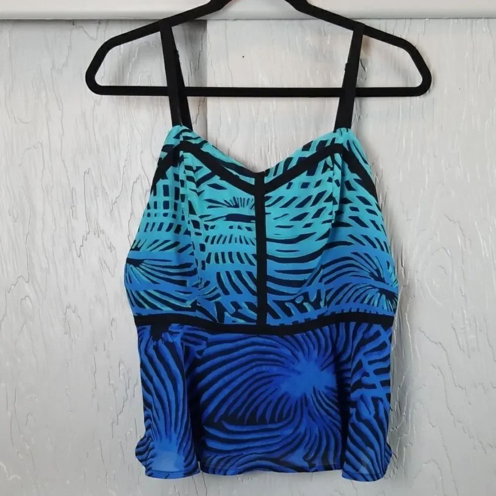 🖤5/$20🖤 NICOLE by NICOLE MILLER black and teal tank..